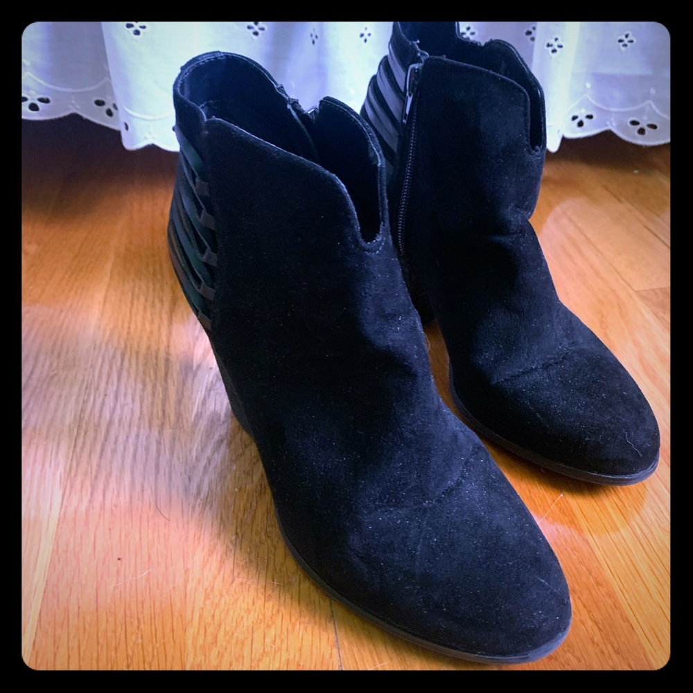 Black heeled Booties by Carlos Santana